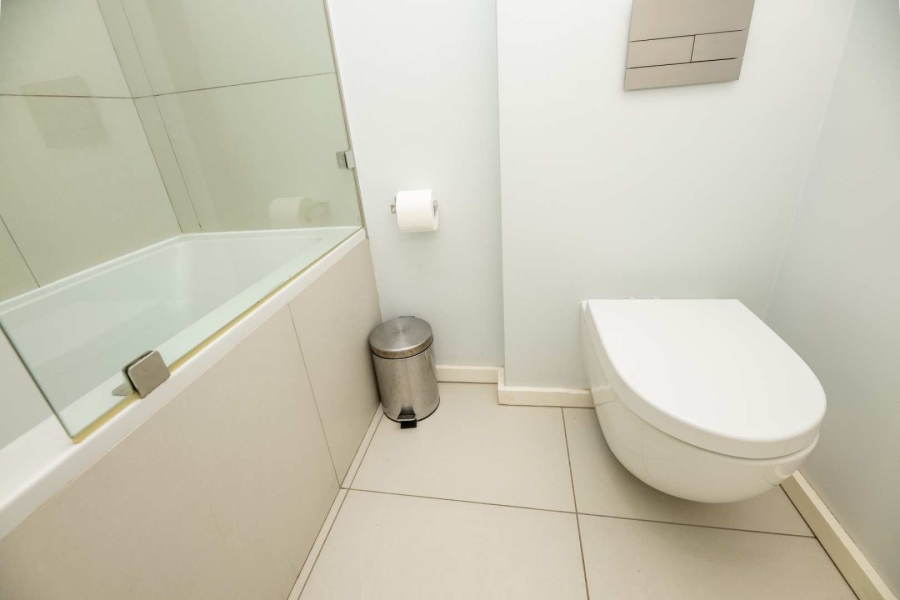 3 Bedroom Property for Sale in Sea Point Western Cape